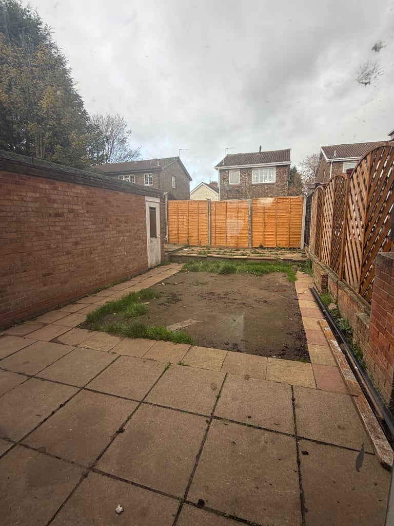 3 BEDROOM HOUSE FOR RENT WILLENHALL