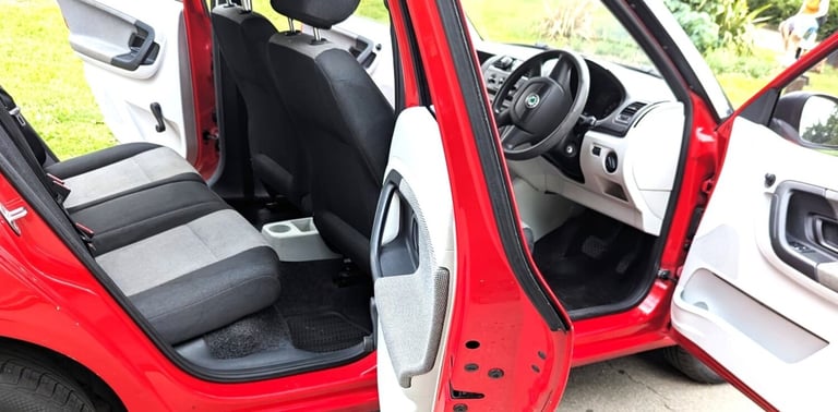 2012 Skoda Fabia 1.2 TSi DSG Automatic 5dr. 99800 Miles. PX OK. CHEAP on Fuel. HATCHBACK Petrol A...