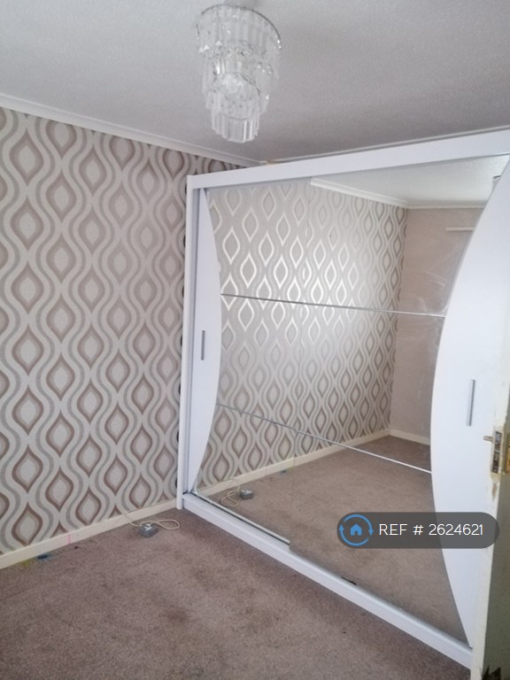 4 bedroom house in Basingstoke, Basingstoke, RG22 (4 bed) (#2624621)