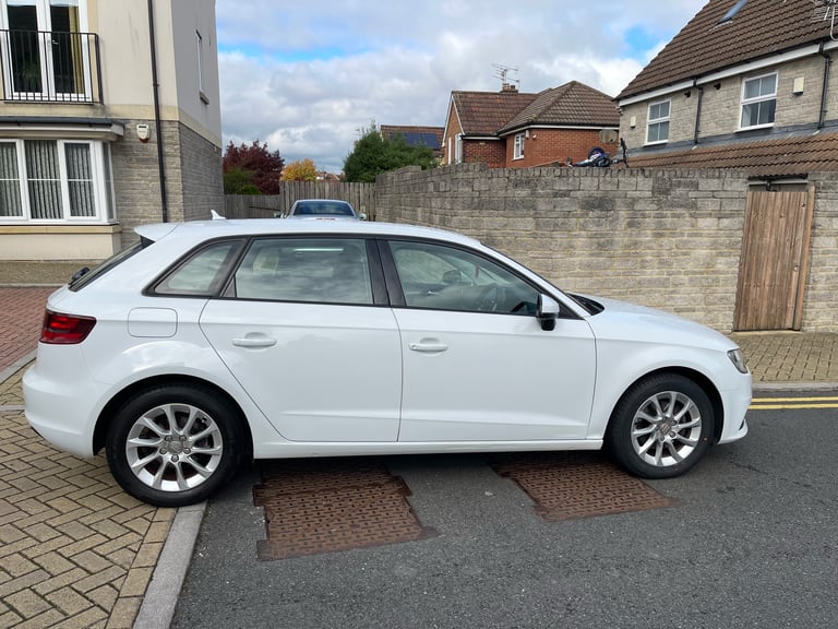 Audi, A3, Hatchback, 2013, Manual, 1395 (cc), 5 doors