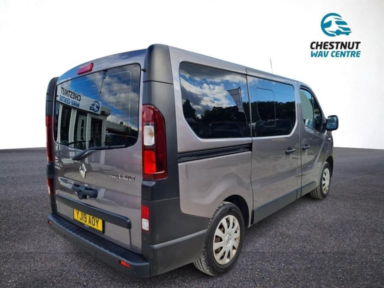 Renault Trafic WAV Wheelchair Access 5 Seats SWB L1H1 22K Flat Floor 2019 No VAT