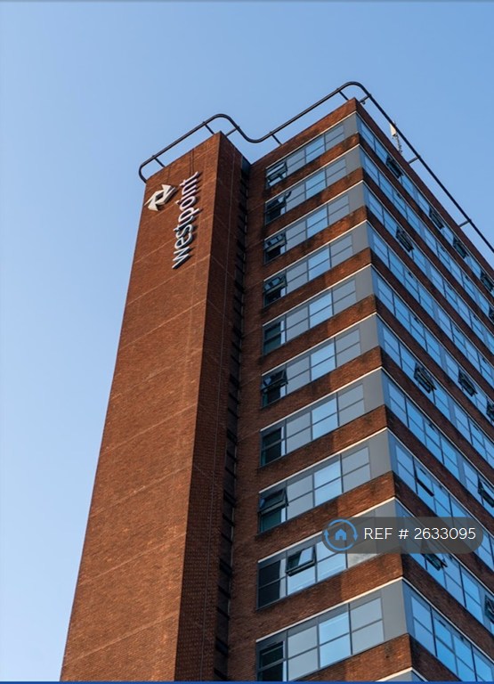 1 bedroom flat in Westpoint, Old Trafford, Manchester, M16 (1 bed) (#2633095)