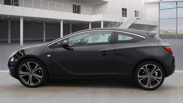 2016 Vauxhall Astra GTC 1.6T 16V 200 Limited Edition 3dr HATCHBACK PETROL Manual