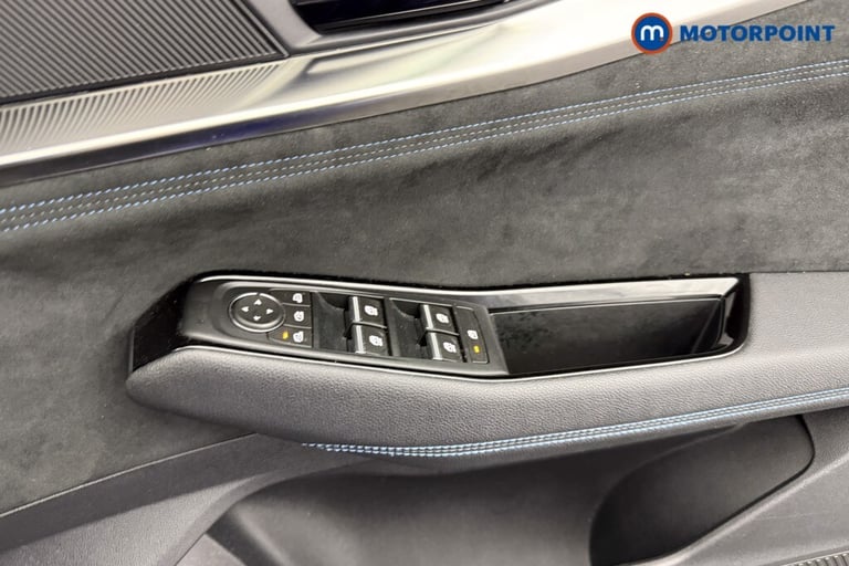 2024 Renault Austral E-Tech FHEV Techno Esprit Alpine 5dr Auto SUV Hybrid Automatic
