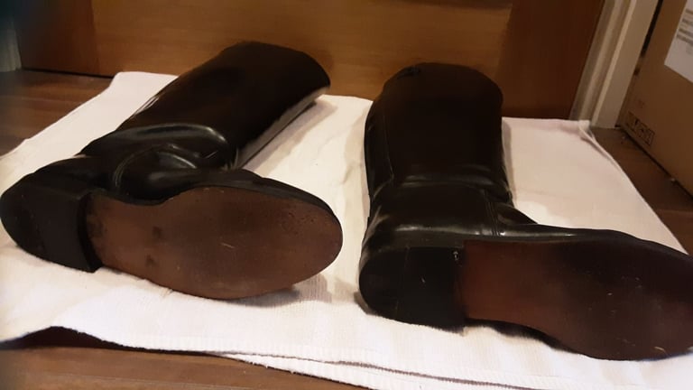 adult size 8 wide black long leather full zip toggi/kudu riding boots