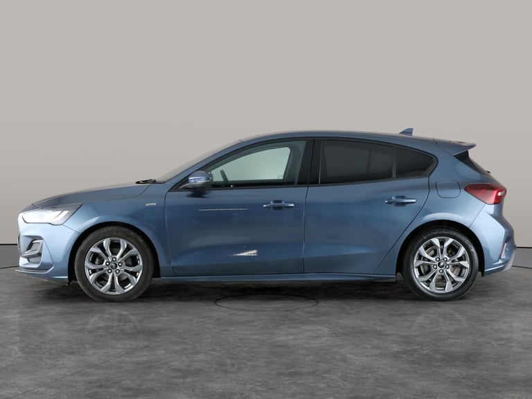 2023 Ford Focus 1.0T EcoBoost ST-Line Hatchback 5dr Petrol Manual Euro 6 (s/s) (125 ps) - K Hatch...