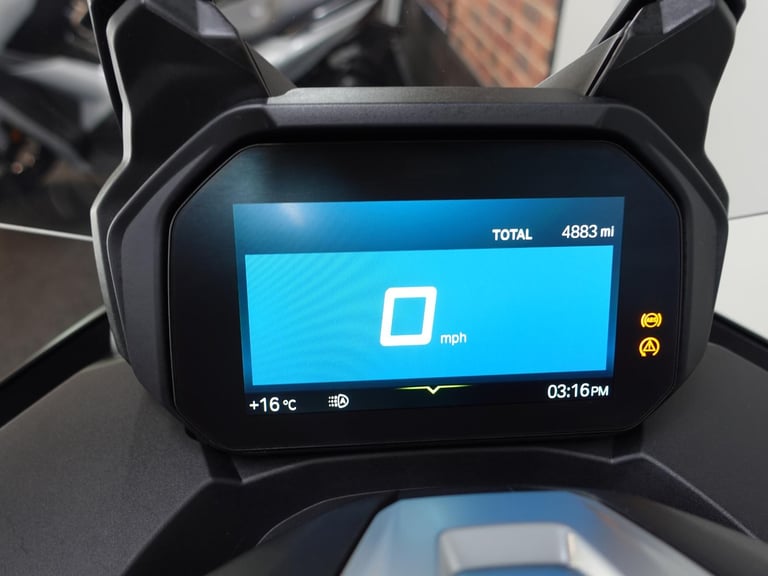 BMW C 400 GT Triple Black. 2023/73. Low Miles. TFT. Lovely Example