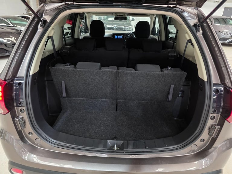 2021 Mitsubishi Outlander 2.0 MIVEC Design CVT 4WD Euro 6 (s/s) 5dr ESTATE Petrol Automatic