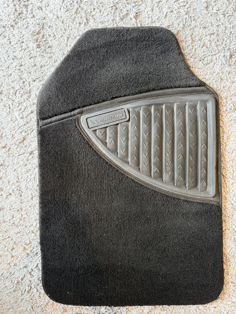 Michelin Premium Universal Fit 4 Piece Car Mat Set