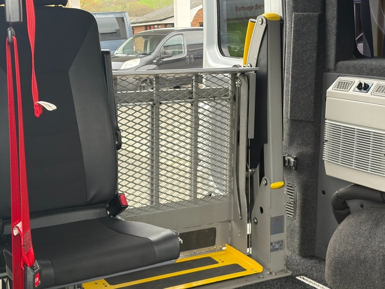 2017 Renault Master SL28dCi 110 Business WHEELCHAIR ACCESS/CAMPER PANEL VAN Diesel Manual