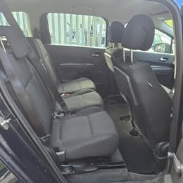 PEUGEOT 5008 1.6 VTi Active 2011