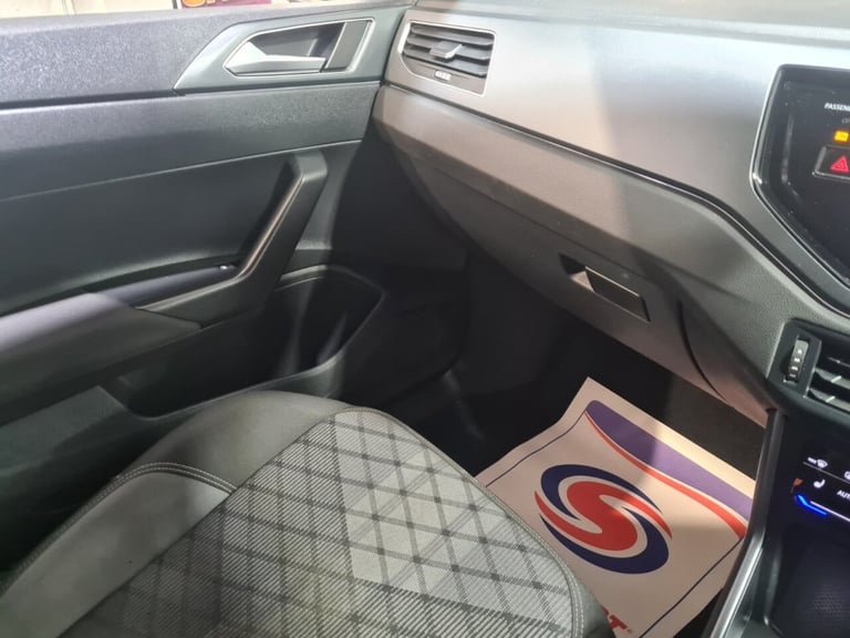 2024 74 VOLKSWAGEN POLO 1.0 TSI R-LINE HATCHBACK 5DR PETROL DSG EURO 6 (S/S) (11