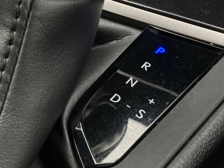 2023 Lexus UX 250h 2.0 F-Sport Design 5dr CVT Hatchback PETROL/ELECTRIC Automatic