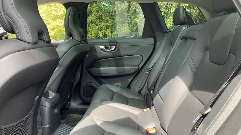 2023 Volvo XC60 2.0h T6 Recharge 18.8kWh Plus SUV 5dr Petrol Plug-in Hybrid Auto AWD Euro 6 ESTAT...