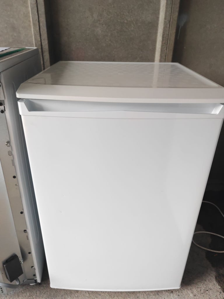 image for Free delivery 🚚🚚 undercounter fridge 