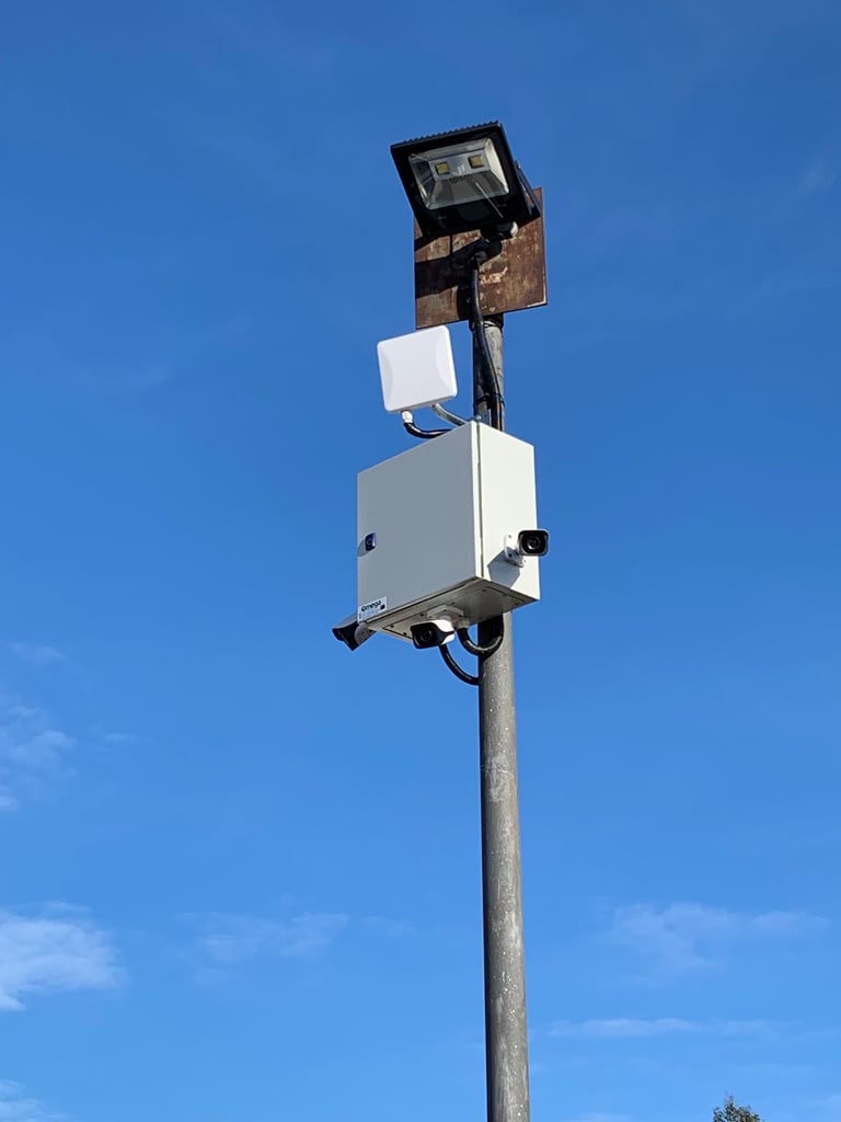 GARAGE TO RENT LITTLE STOKE BS34 8LS - AVAILABLE 6 NOV 2025 - £120 PCM - FULL CCTV