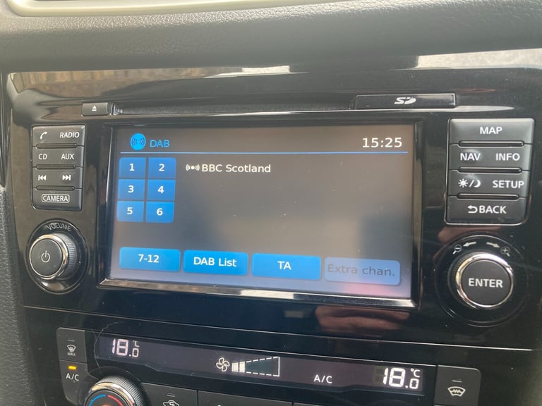 2016 Nissan Qashqai 1.6 dCi N-Connecta 5dr Xtronic HATCHBACK Diesel Automatic