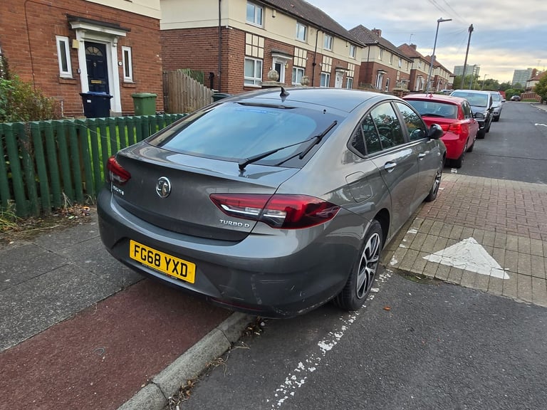 Vauxhall, INSIGNIA, Hatchback, 2018, Manual, 1598 (cc), 5 doors