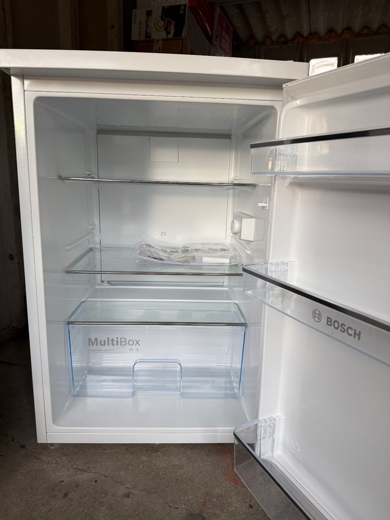 BOSCH Series 2 KTR15NWEAG Undercounter Fridge - White