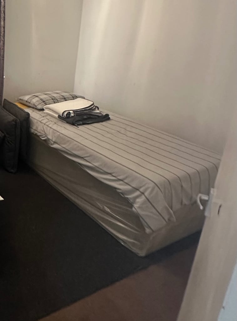 image for Single Divan Bed