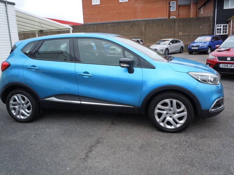 2017 Renault Captur 1.5 dCi ENERGY Dynamique Nav Euro 6 (s/s) 5dr HATCHBACK Diesel Manual