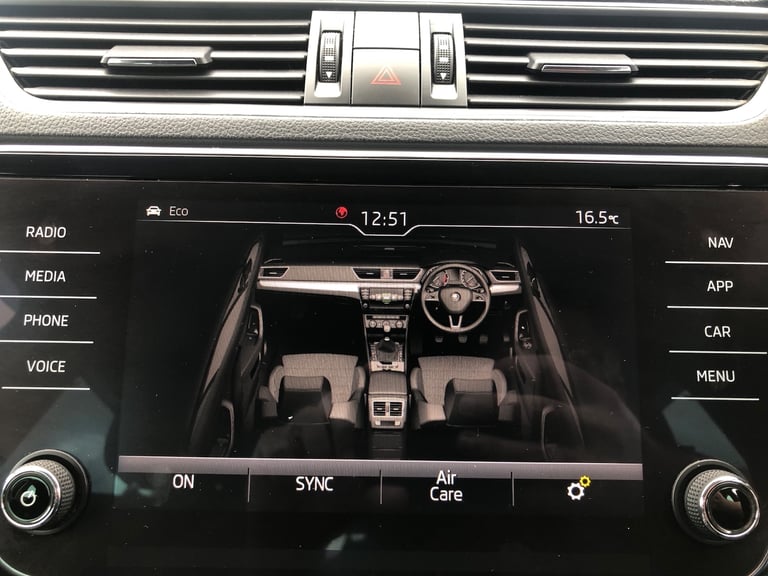 2018 Skoda Superb 2.0 TDI CR SE Technology 5dr DSG [7 Speed] ESTATE Diesel Automatic