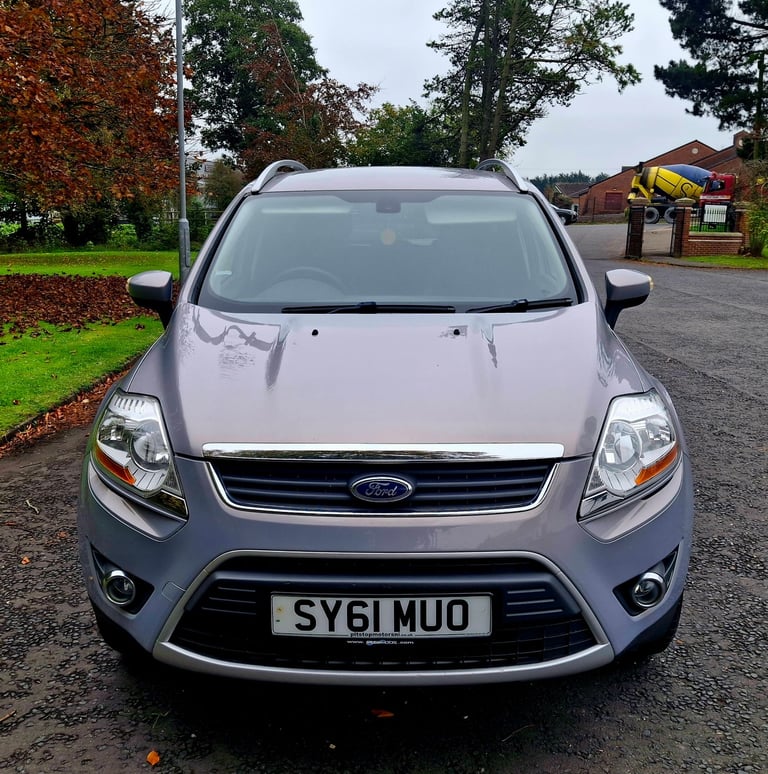 IMMACULATE FORD KUGA TITANIUM 2.0 TDI sportage juke 3008 x3 q3 q5 moka