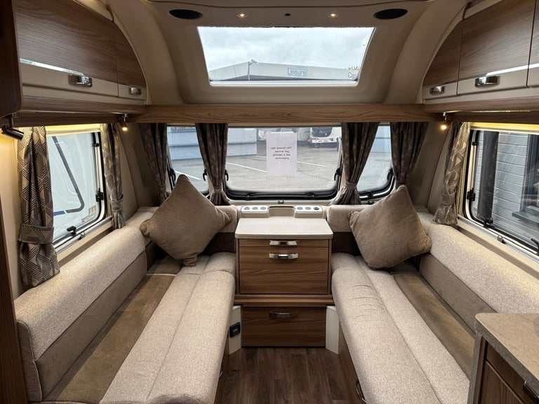 2022 SWIFT CHALLENGER 650, REAR FIXED ISLAND BED, CENTRE WASHROOM, ALDE, 