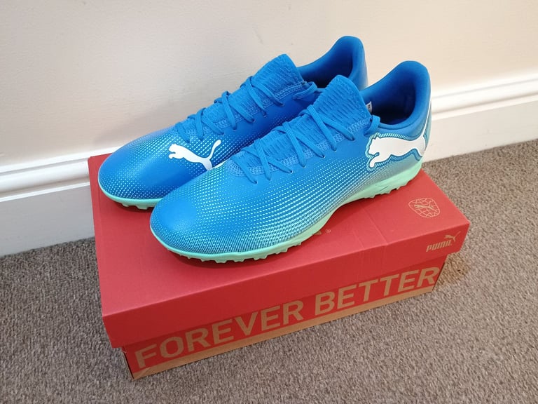 Puma Astro Turf Football Boots Size 10 NEW