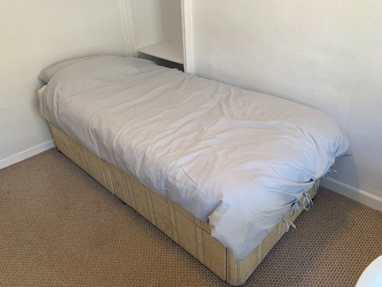 image for 1 All-inclusive Single Room in Shared House 