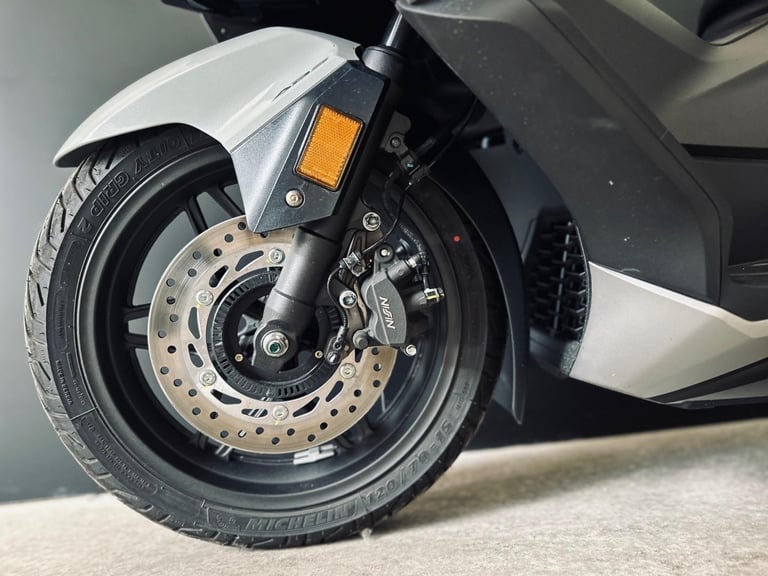 STUNNING ONE OWNER 2024/24 HONDA FORZA 350 SCOOTER
