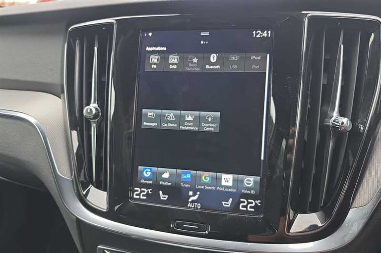 2022 Volvo S60 2.0 B5P R DESIGN 4dr Auto SALOON PETROL Automatic