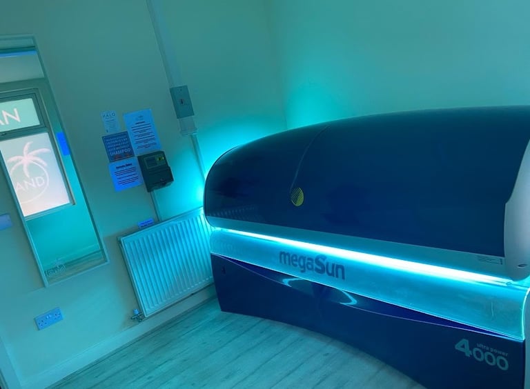 SUNBED SHOP FOR SALE 