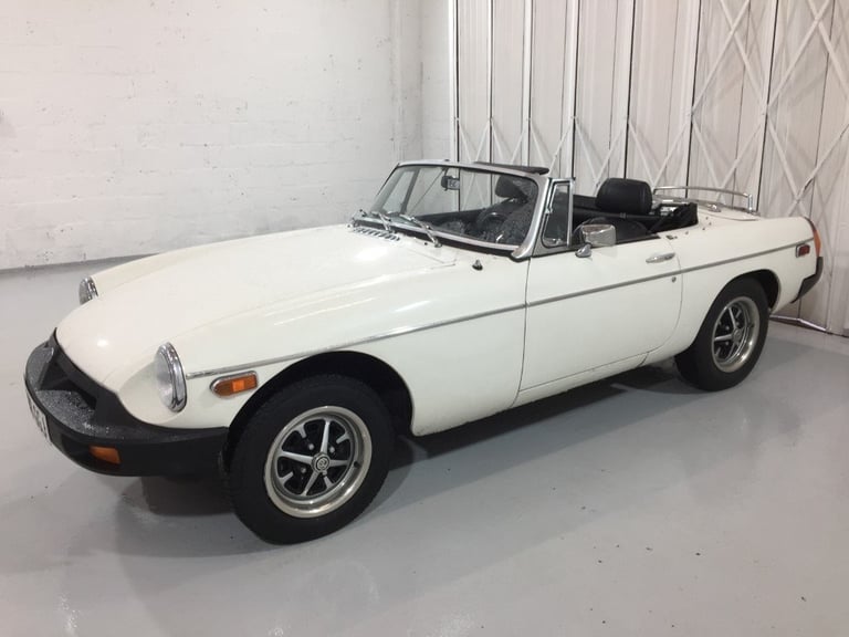  MG MGB 5 DR. V. LOW MILES, SPAIN OR UK PLATES, HUGE HIST.  Manual