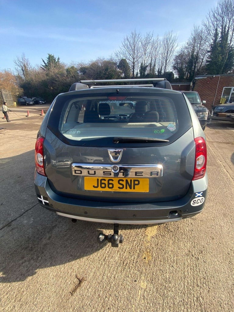 2013 Dacia Duster 1.5 dCi Laureate Euro 5 5dr SUV Diesel Manual