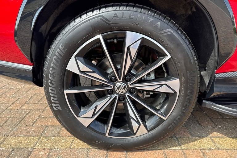 2025 MG MG HS 1.5 T-GDI PHEV Trophy 5dr Auto Hatchback Petrol Parallel PHEV Automatic