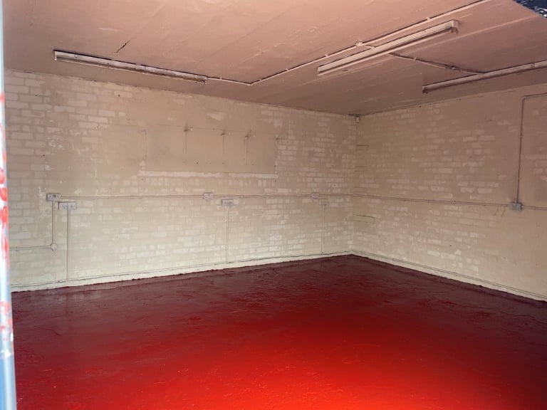 image for 570 sq ft workshop situated in Cleveland St in Birkenhead, to let. NO VAT on rents.