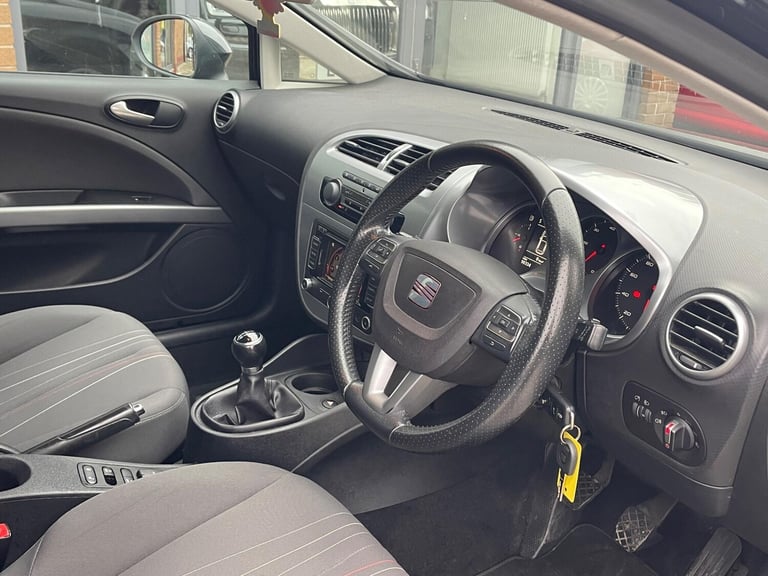 2011 SEAT Leon 1.6 TDI Ecomotive CR SE Copa Euro 5 (s/s) 5dr HATCHBACK Diesel Manual