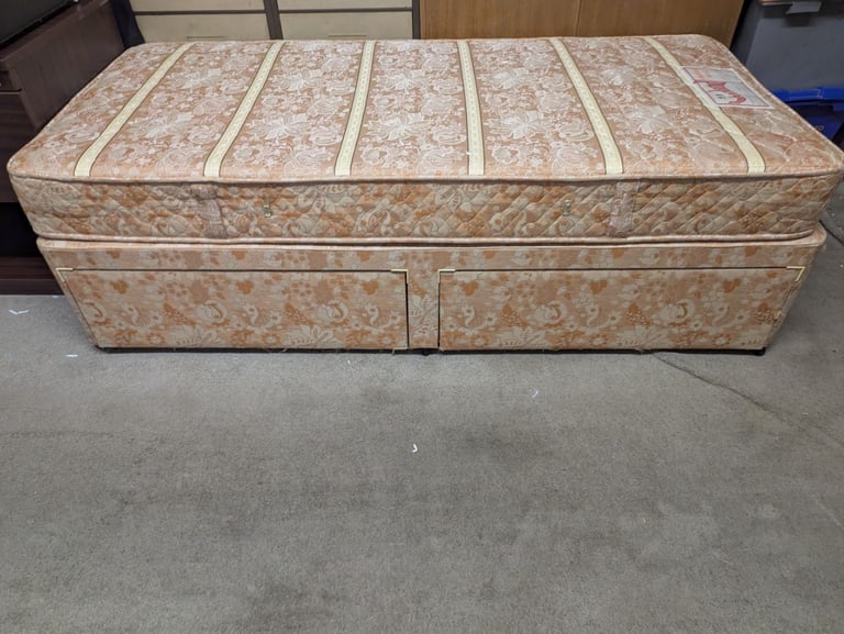 image for Luxury Single Divan Bed with storage