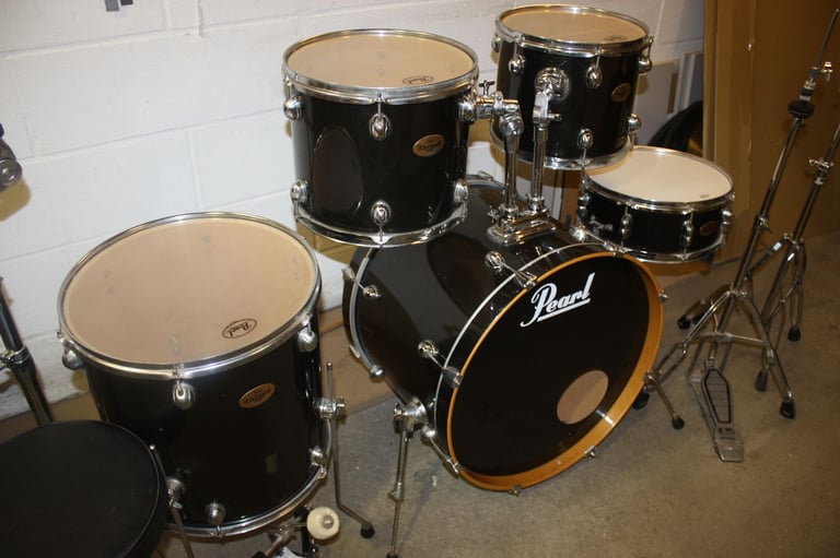 Pearl Target Series Black 5 Piece Refurbished Rock Drum Kit ~ 22in Bass + All Hardware ~ £350 ono