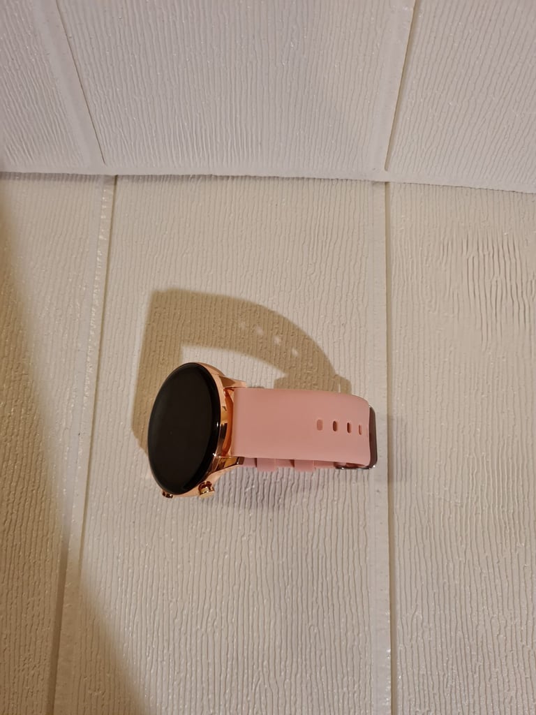 Ladies smart watch 