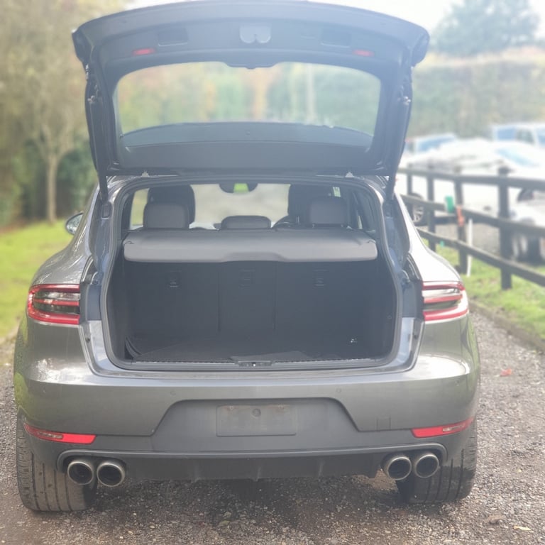 PORSCHE MACAN S (2015) 3.0 TD V6 S SUV 5dr Diesel PDK 4WD Euro 6 260P/S STUNNING