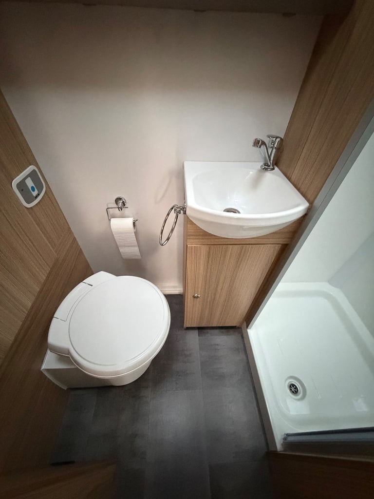 Bailey Phoenix + 650 2023