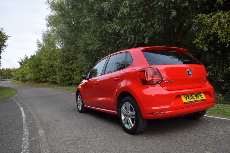 VOLKSWAGEN POLO 1.4 TDI BlueMotion Tech Match Red Manual Diesel 2016