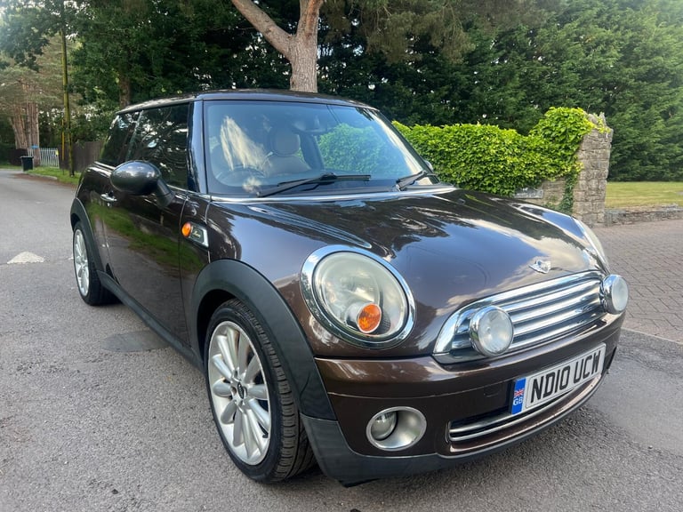 image for MINI HATCH 1.6 Cooper Mayfair Hatch 2010