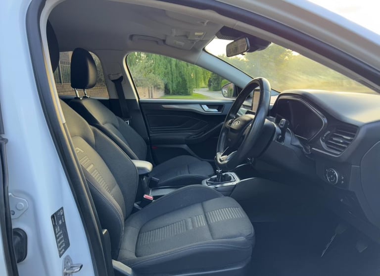 2019 (69) FORD FOCUS 1.0T ACTIVE SERVICE HISTORY LONG MOT DRIVES GREAT! LOVELY! 