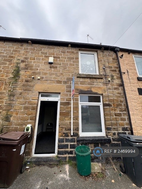image for 2 bedroom house in Elm Row, Barnsley, S71 (2 bed) (#2469994)
