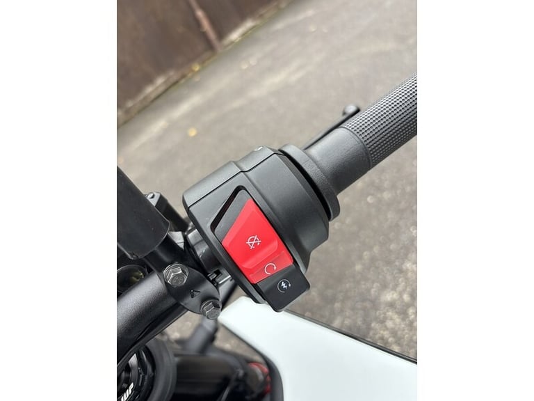 2025 HUSQVARNA VITPILEN Vitpilen 401 (24MY) Other PETROL Manual