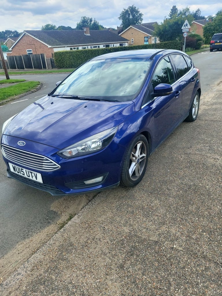 image for 2015 ford focus breaking