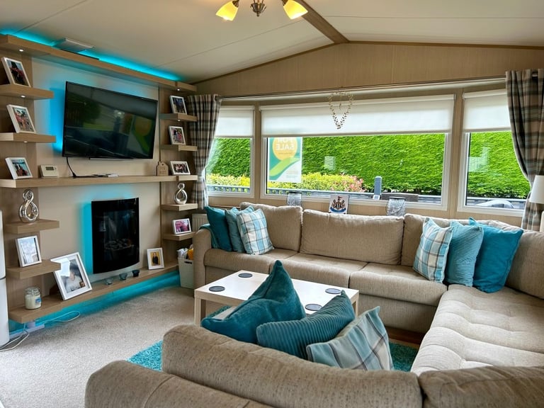 Own a caravan on the beach front, *JUST REDUCED* - Near - Southampton & Portsmouth